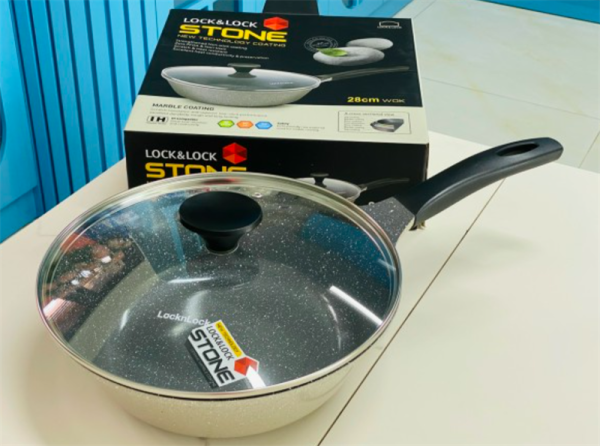 LCA6285 - Chảo Lock&Lock Stone 28cm sâu lòng đáy phẳng có vung kính