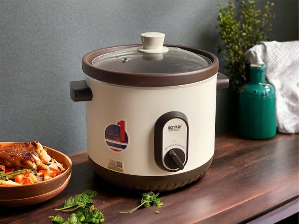 BN68KC - Nồi nấu chậm cơ Bennix, dung tích 3Lit, màu Nâu nắp kính