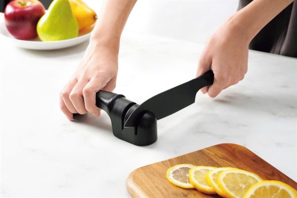 KBN194 - Dụng cụ mài dao 2 cấp độ cao cấp DELICIAS Black Nhật Bản